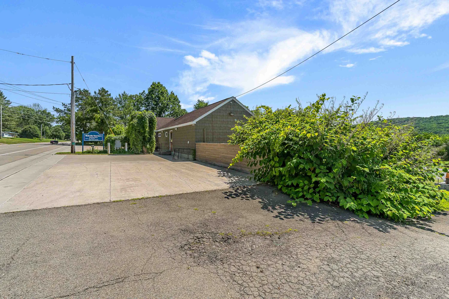 Wellsville Veterinary Hospital Exterior Image