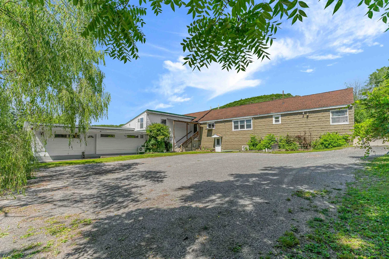 Wellsville Veterinary Hospital Exterior Image